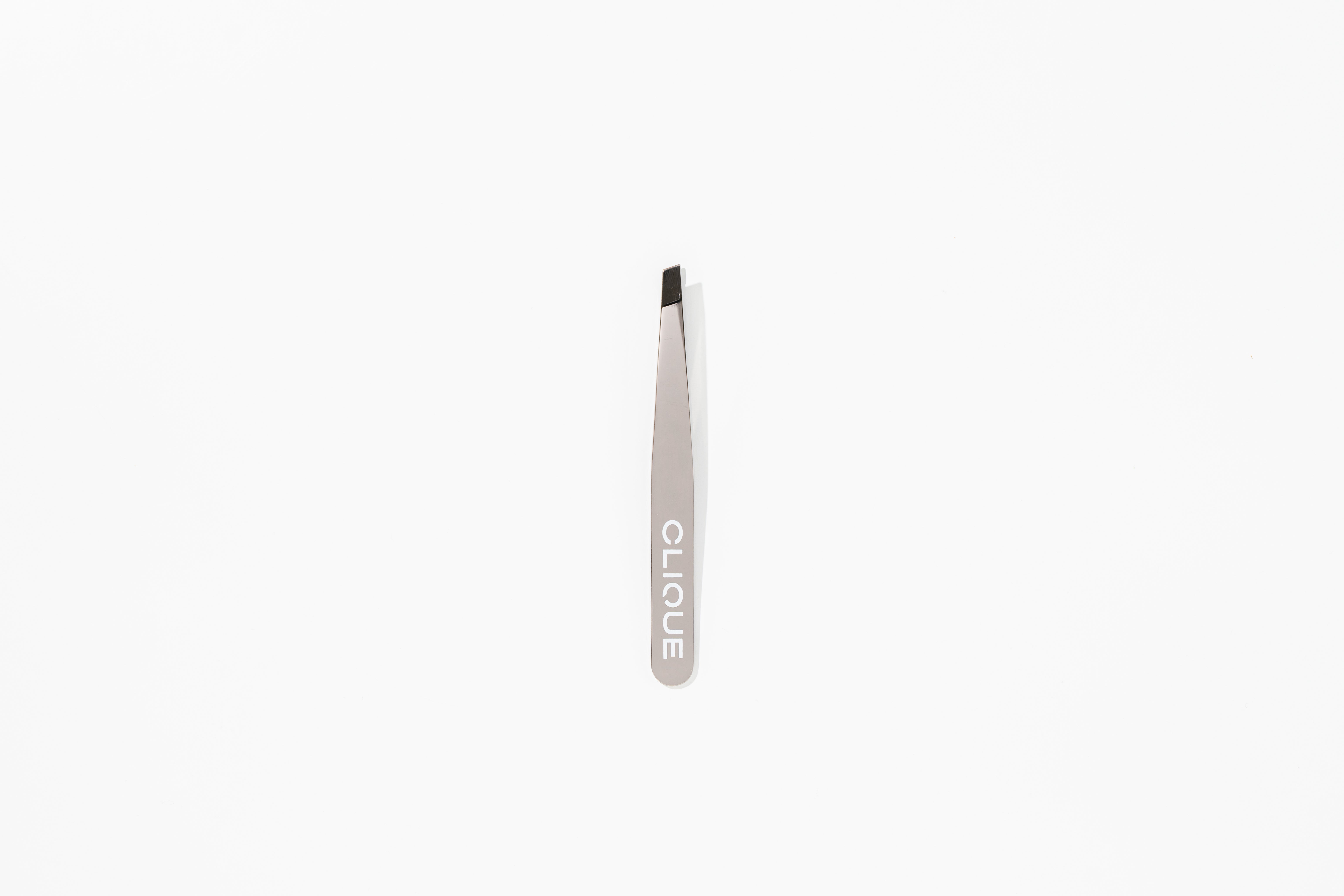 Clique Lashes & Beauty