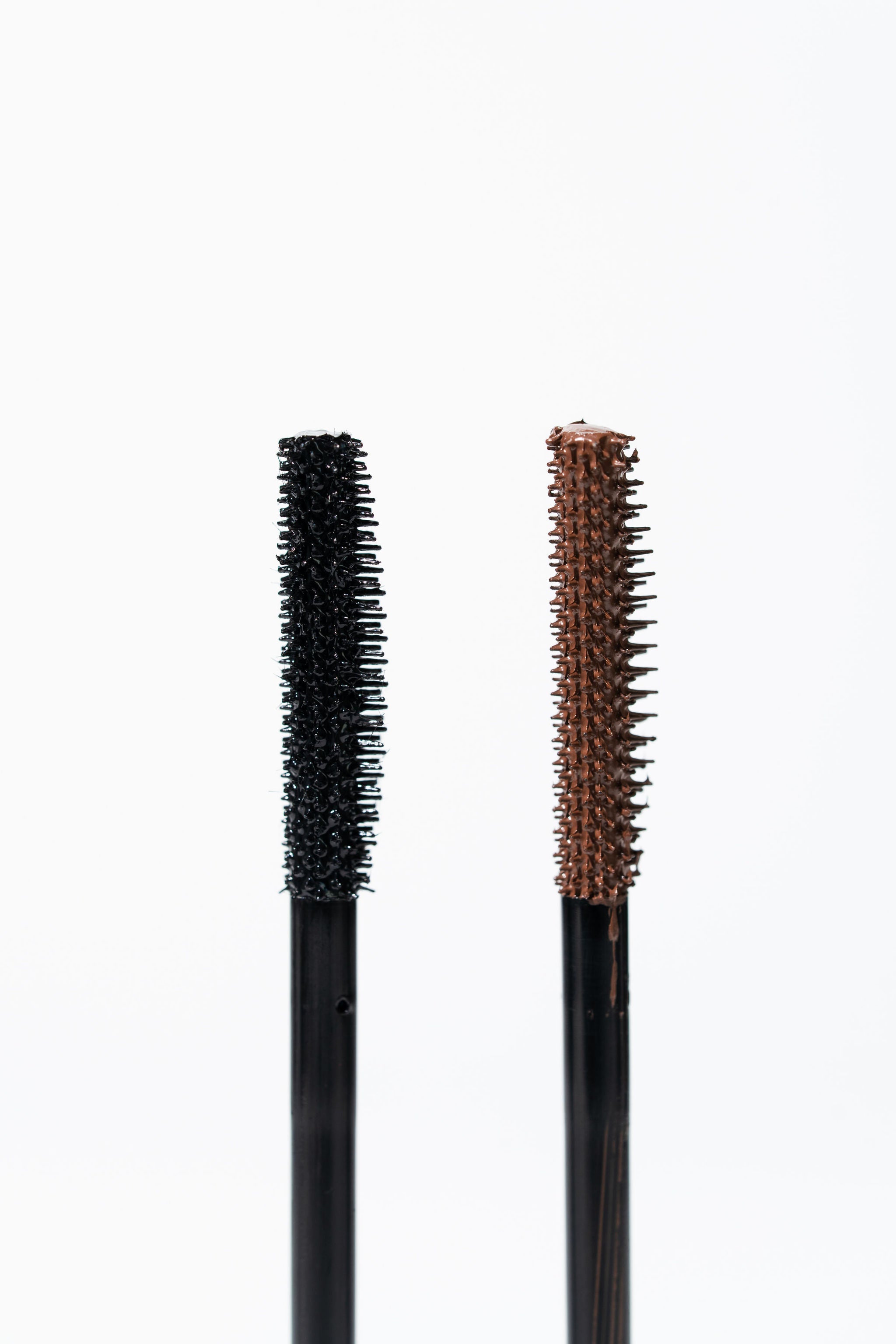 Off-Duty Mascara (Brown) – Clique Lashes & Beauty