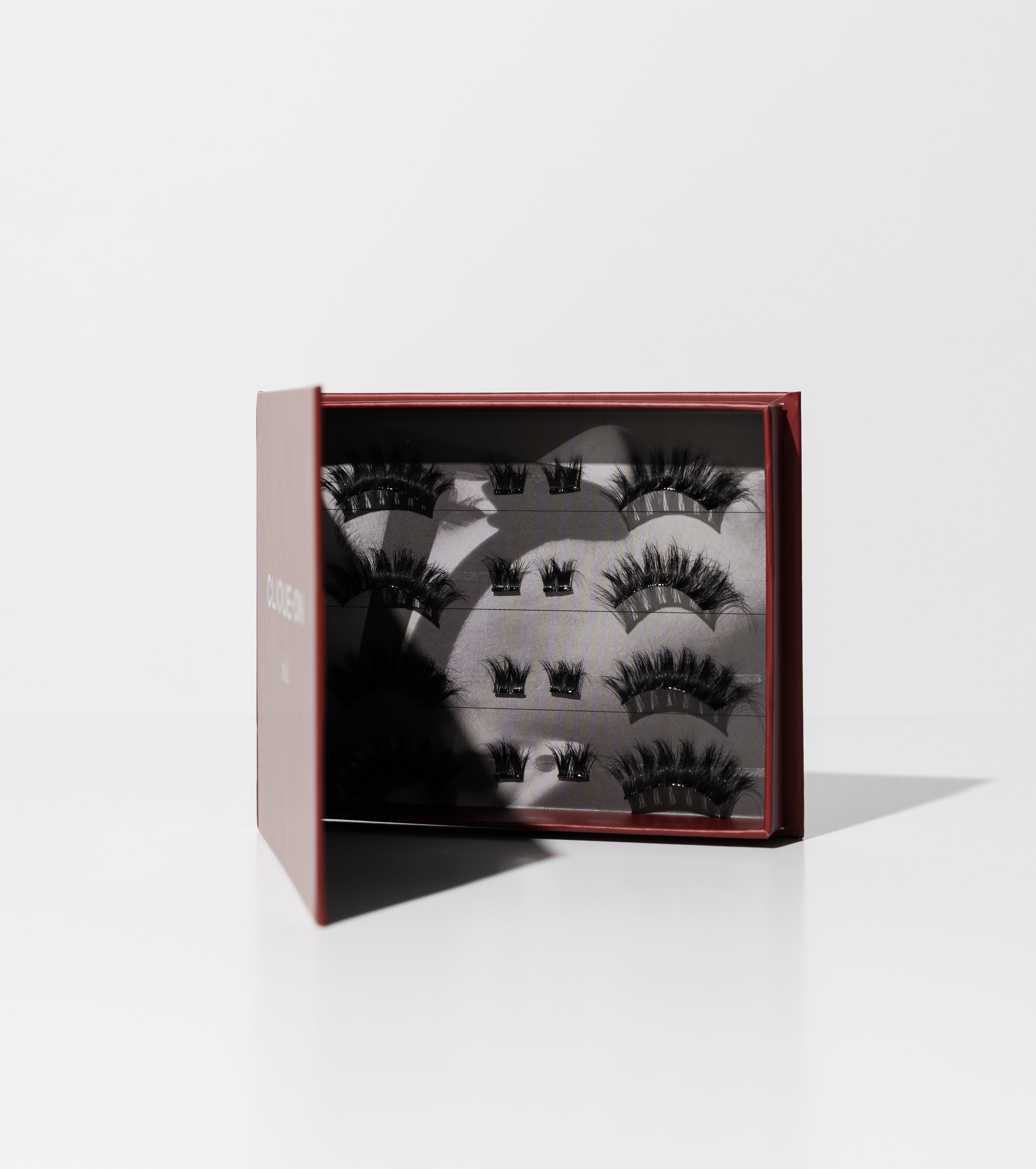 Image of Clique-On (Bold)