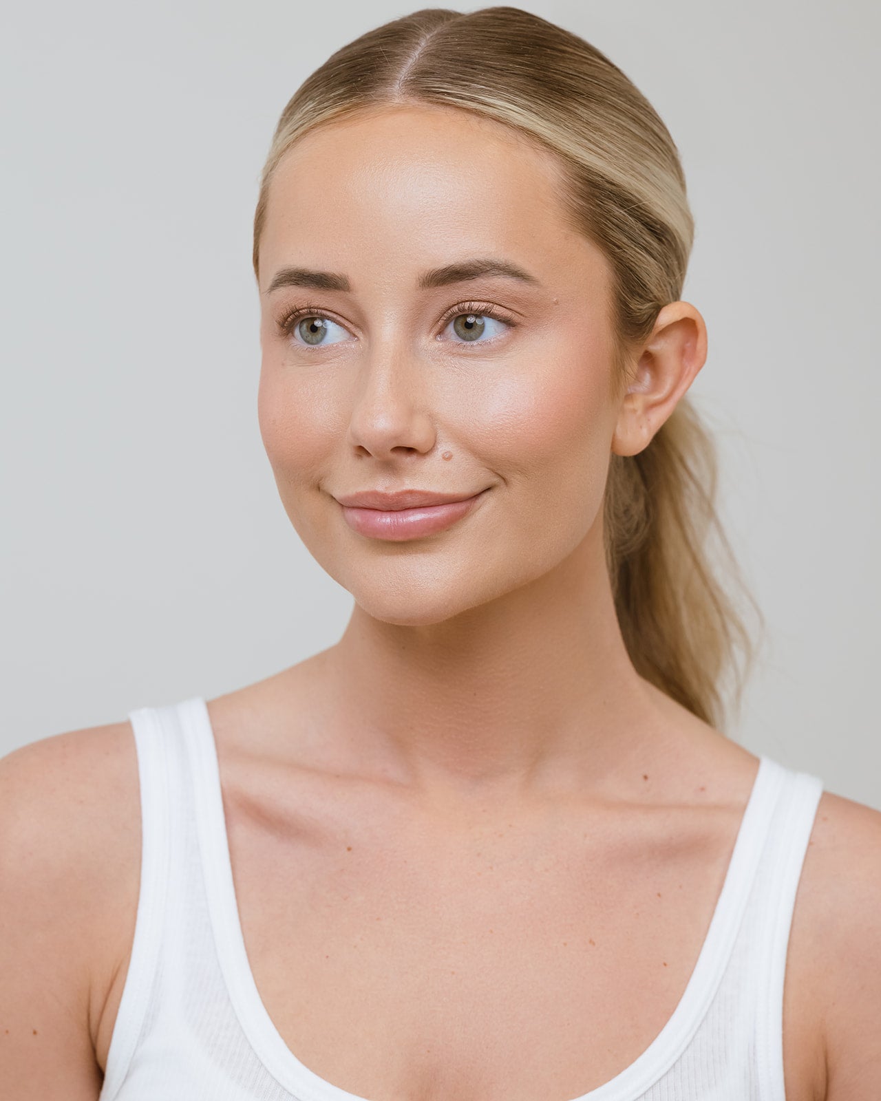 Clique Lashes & Beauty